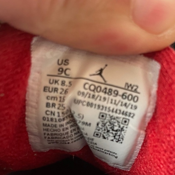 Jordan 3 Retros - Picture 3 of 6